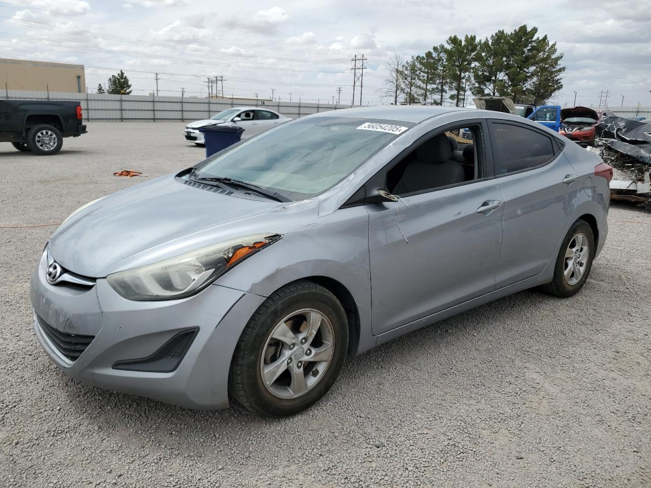 HYUNDAI ELANTRA SE