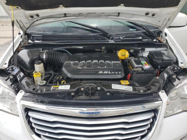 2016 CHRYSLER TOWN & COU - 2C4RC1BG0GR214128