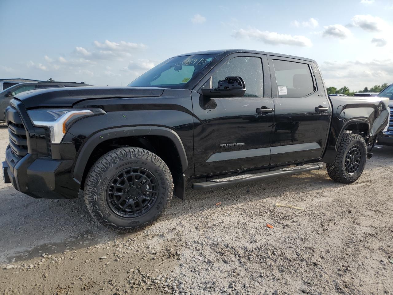 TOYOTA TUNDRA CREWMAX SR