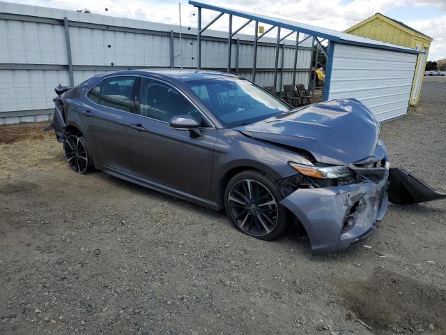Vin: 4t1b61hk7ju148445, lot: 56988025, toyota camry xse 20184