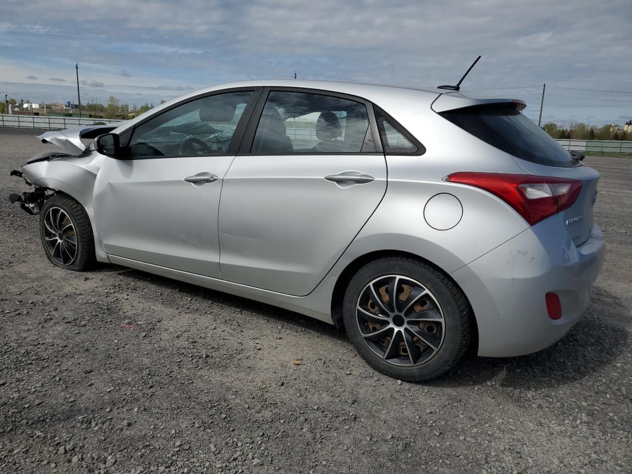 Hyundai Elantra gt 2013