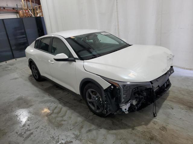 Vin: 3kpft4de0se037963, lot: 56037425, kia k4 lx lx 20254