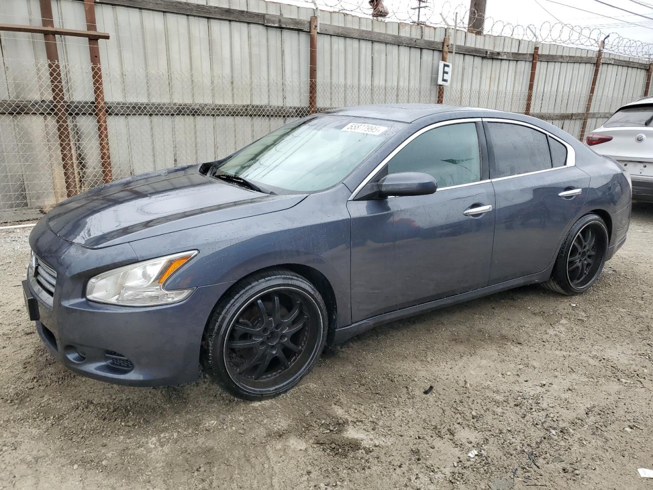 NISSAN MAXIMA S