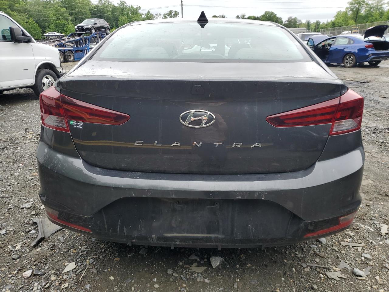 Hyundai Elantra se 2020