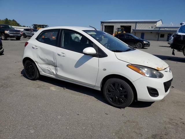 Vin: jm1de1ky3e0187527, lot: 57047275, mazda 2 sport 20144