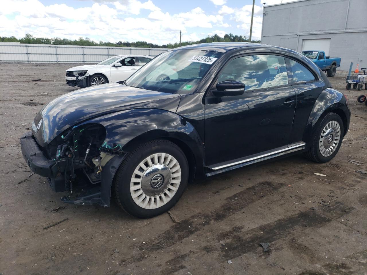 VOLKSWAGEN BEETLE