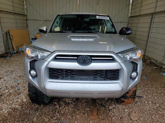 2020 TOYOTA 4RUNNER SR JTEBU5JR0L5802350