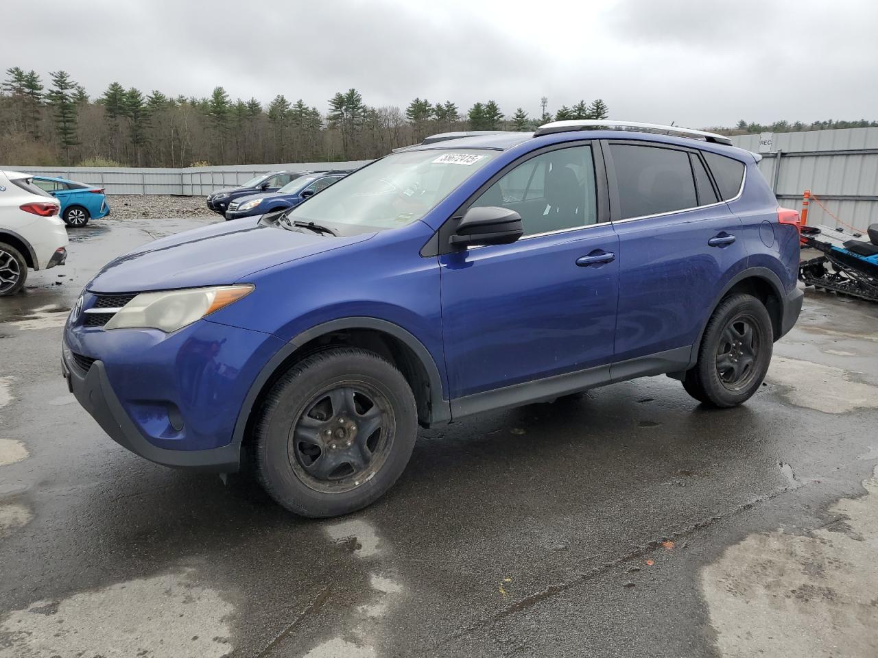 TOYOTA RAV4 LE