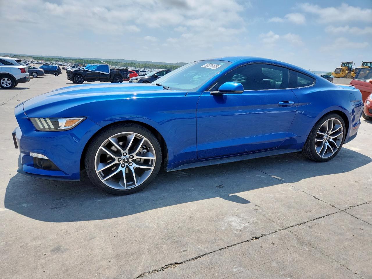 FORD MUSTANG