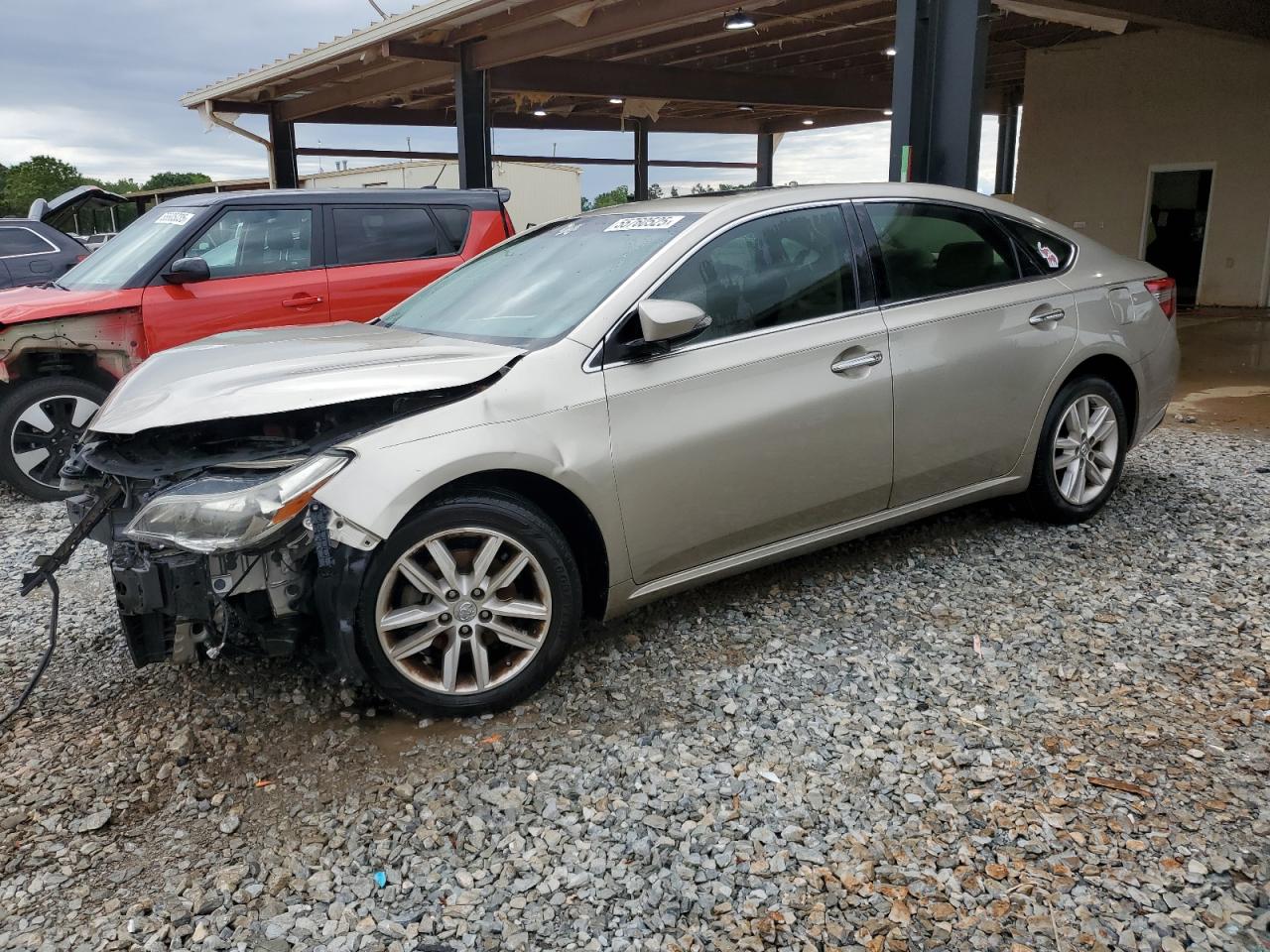 TOYOTA AVALON XLE