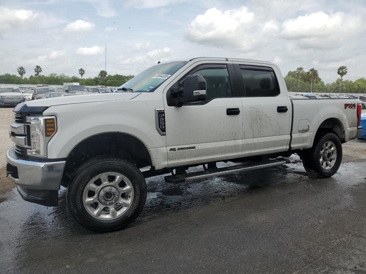 FORD F-250 SUPER DUTY
