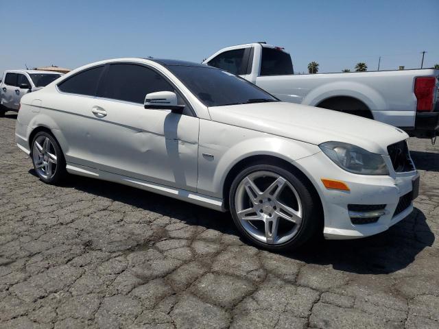 Vin: wddgj4hb8cf743442, lot: 57907715, mercedes-benz c-class 250 20124