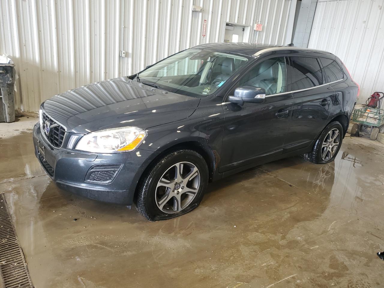 VOLVO XC60 T6