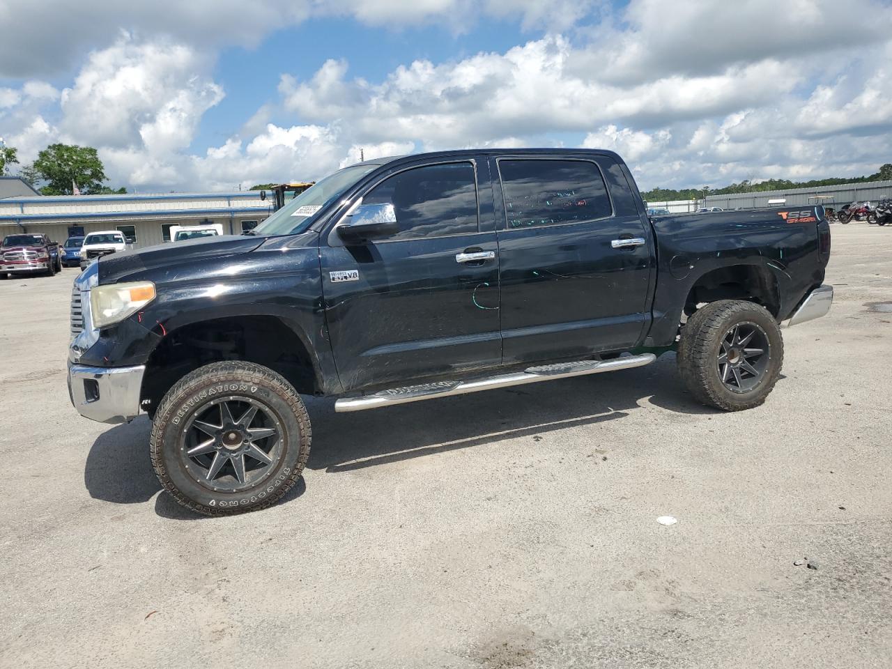 TOYOTA TUNDRA CREWMAX LIMITED