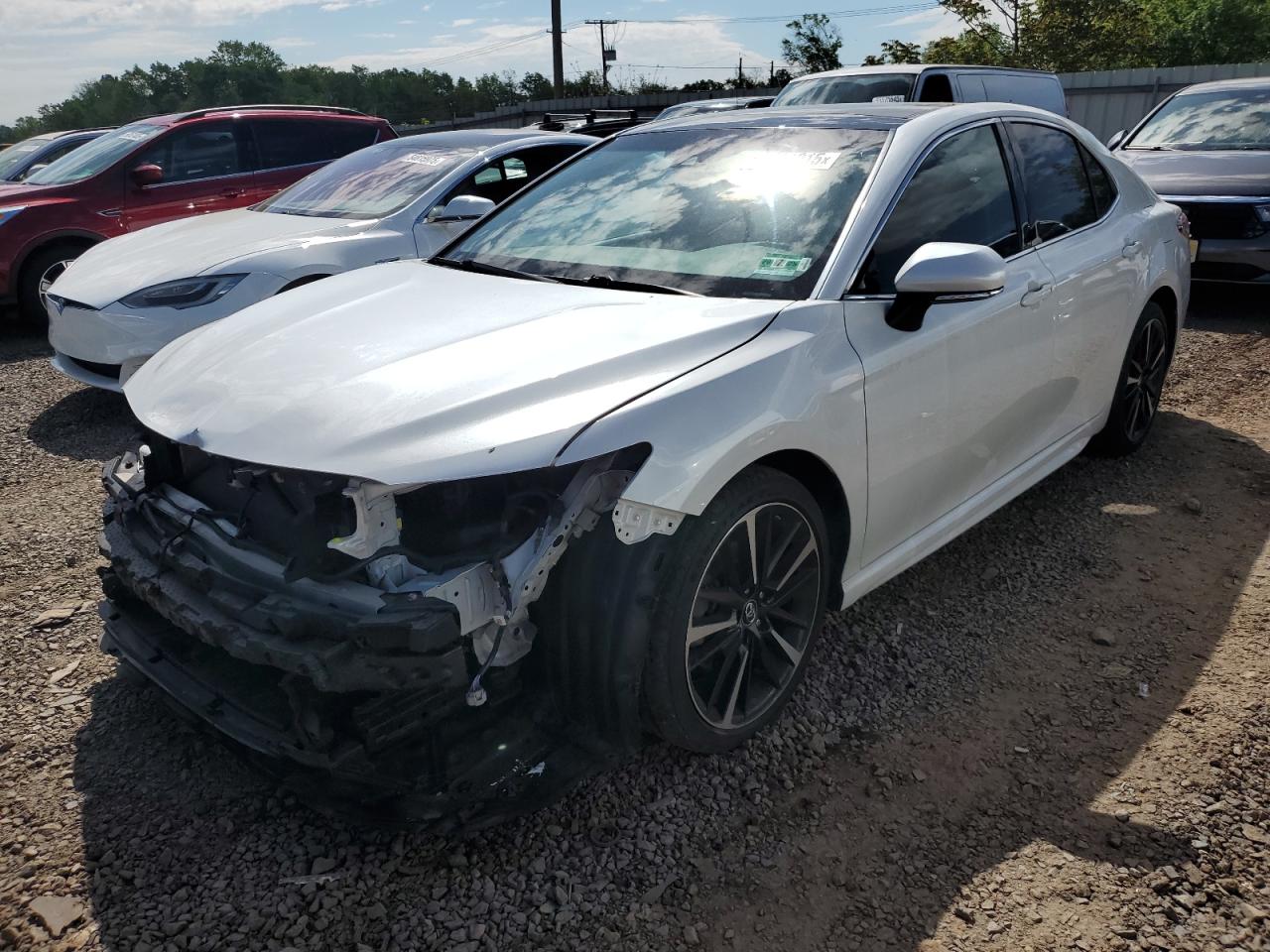 TOYOTA CAMRY XSE