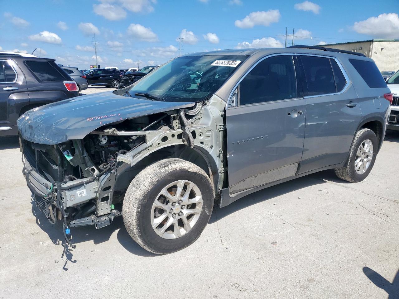 CHEVROLET TRAVERSE LT