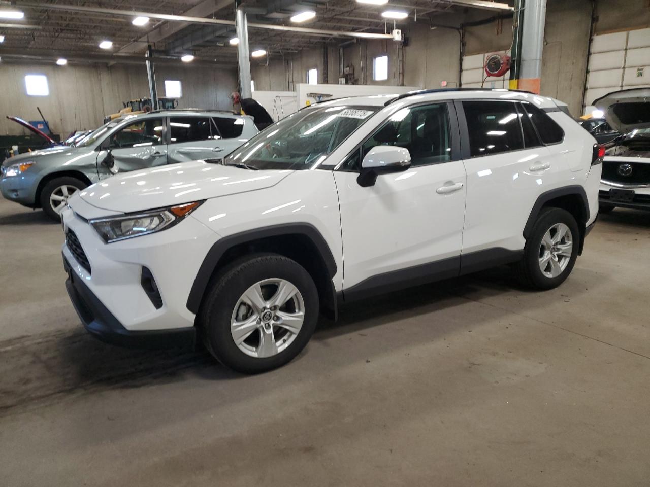 TOYOTA RAV4 XLE