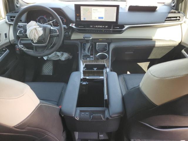 2025 TOYOTA SIENNA LIM - 5TDZRKEC9SS226758