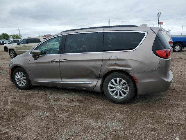 Vin: 2c4rc1bg2hr579623, lot: 57656375, chrysler pacifica touring l 20172