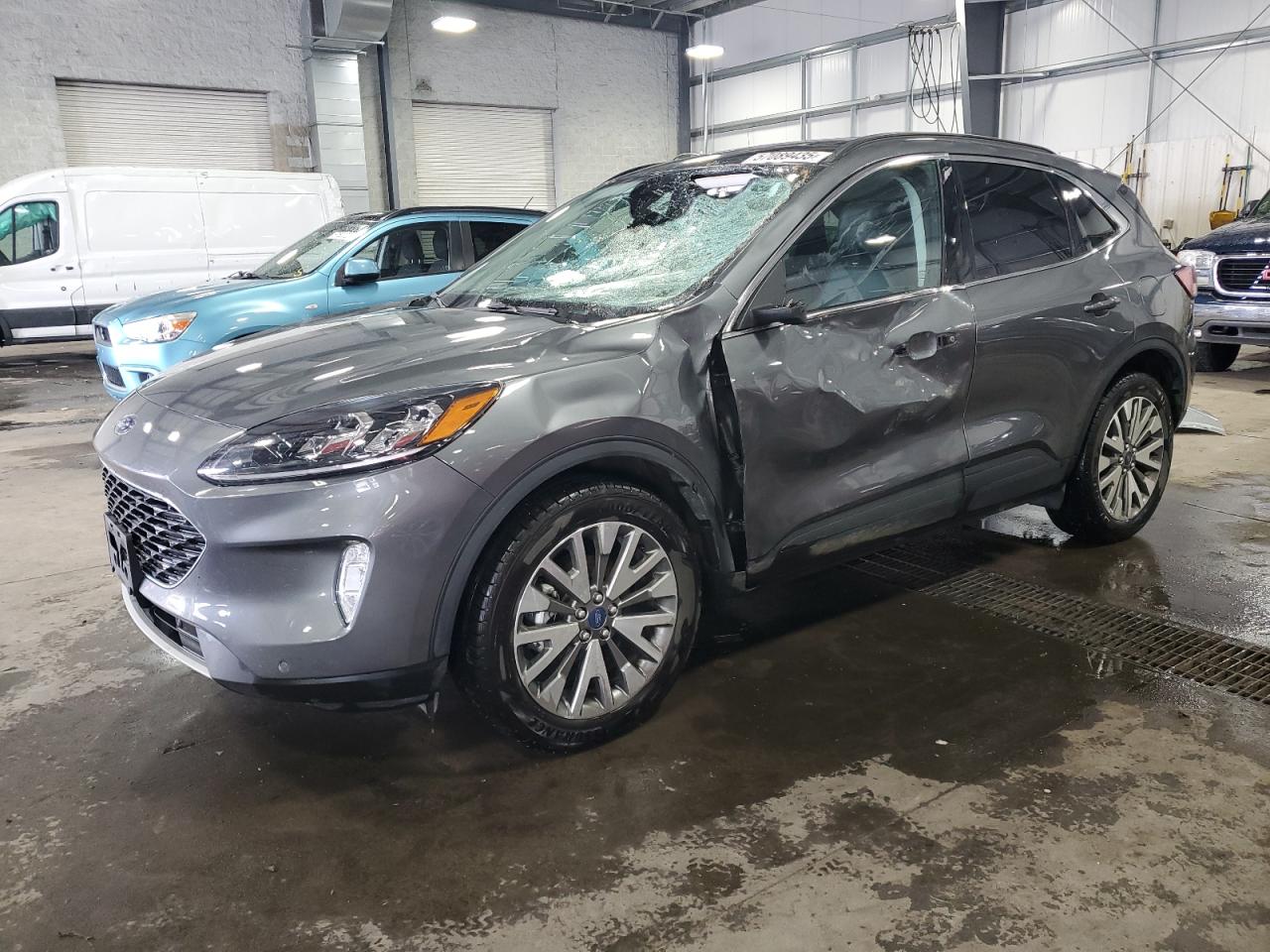 FORD ESCAPE TITANIUM