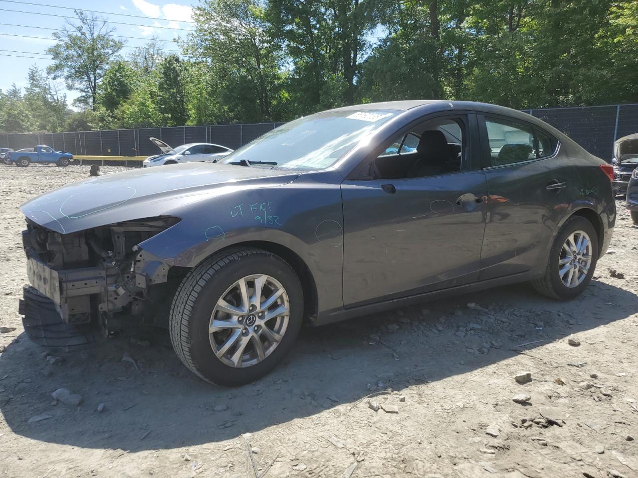 MAZDA 3 TOURING