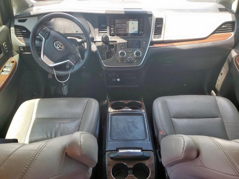 2020 TOYOTA SIENNA XLE 5TDYZ3DC5LS085370