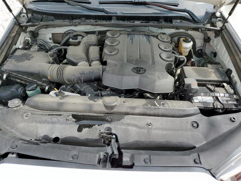 2019 TOYOTA 4RUNNER SR - JTEZU5JR3K5196751