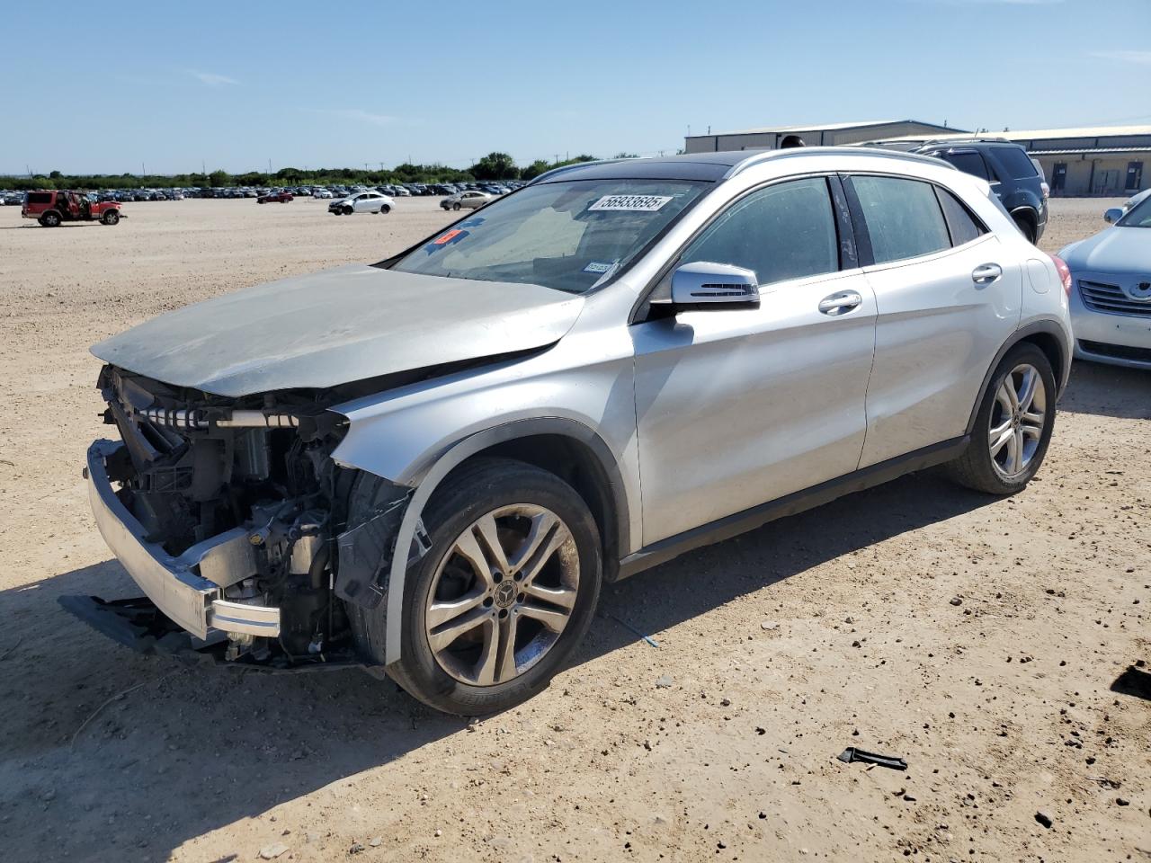 MERCEDES-BENZ GLA-CLASS 250