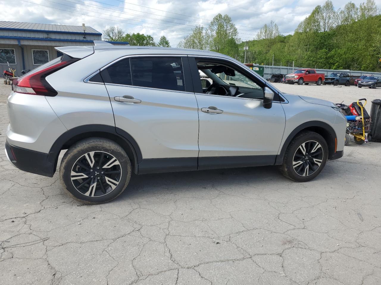 MITSUBISHI ECLIPSE SE