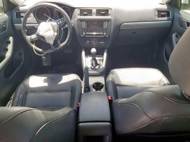 2017 VOLKSWAGEN JETTA SE - 3VWDB7AJ3HM407991