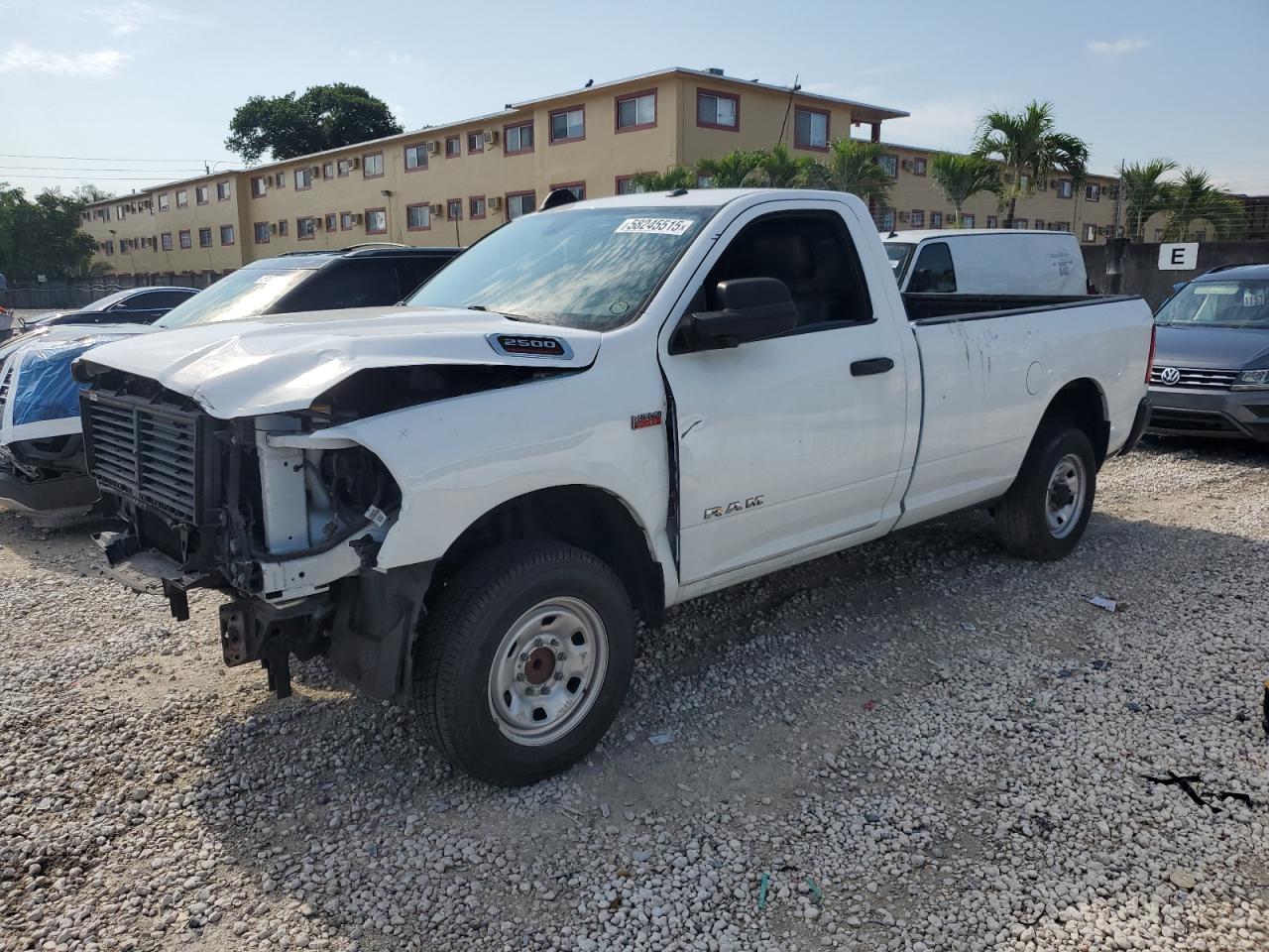 RAM 2500 TRADESMAN