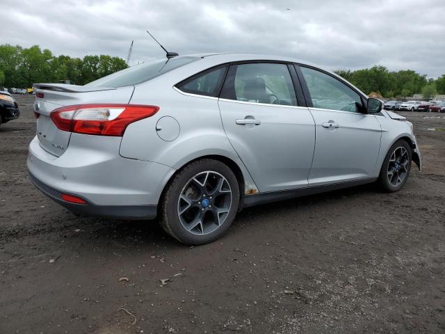 Vin: 1fahp3j20cl218786, lot: 58341035, ford focus titanium 20123
