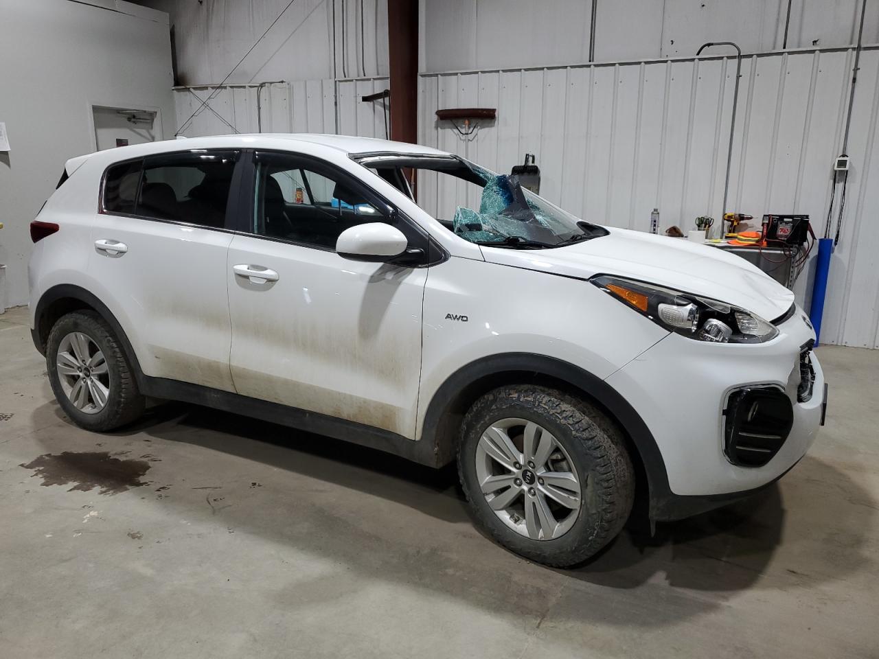 KIA SPORTAGE LX