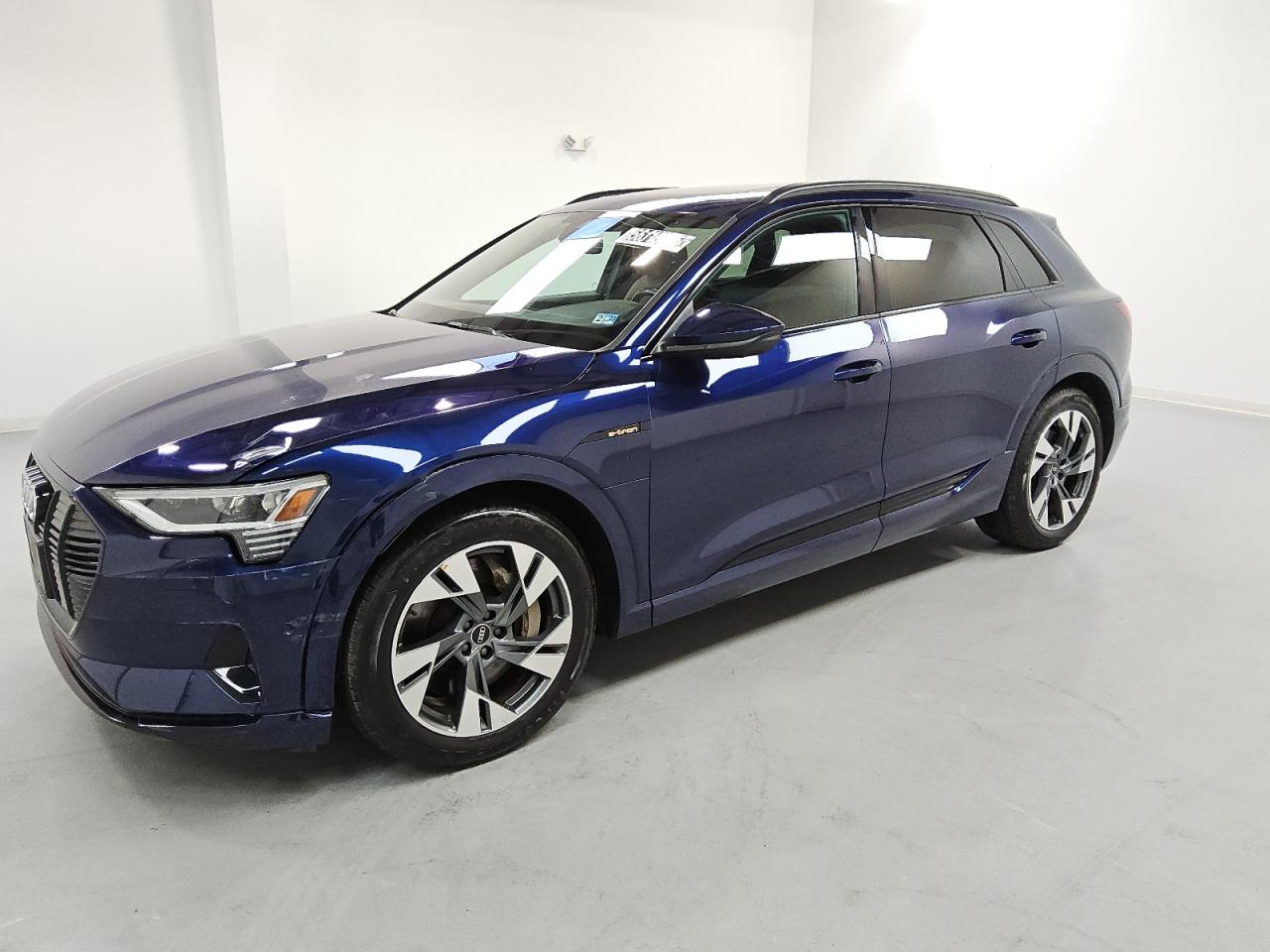 AUDI E-TRON PREMIUM