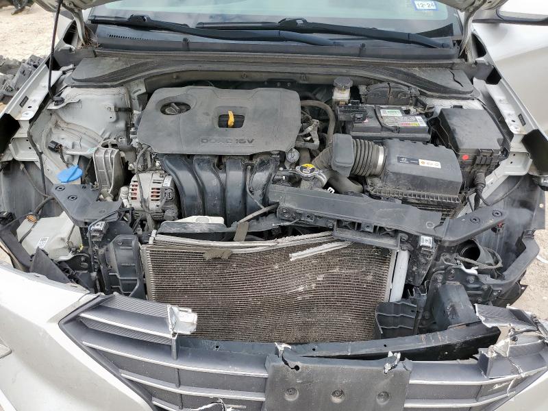 2019 HYUNDAI ELANTRA SE - 5NPD84LF3KH470028