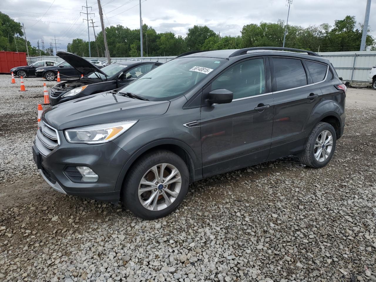 FORD ESCAPE SE
