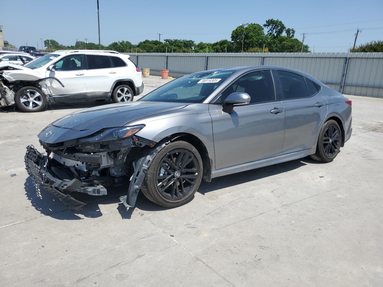 TOYOTA CAMRY XSE