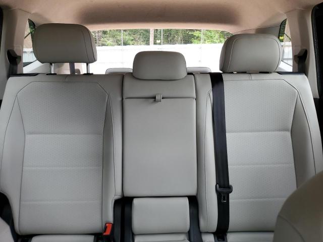 2018 VOLKSWAGEN TIGUAN SE - 3VV3B7AX0JM051154