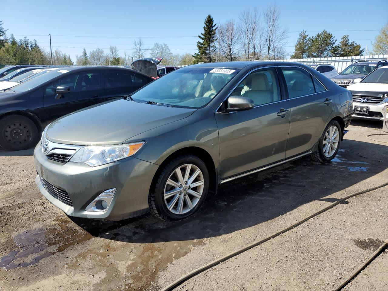 TOYOTA CAMRY BASE