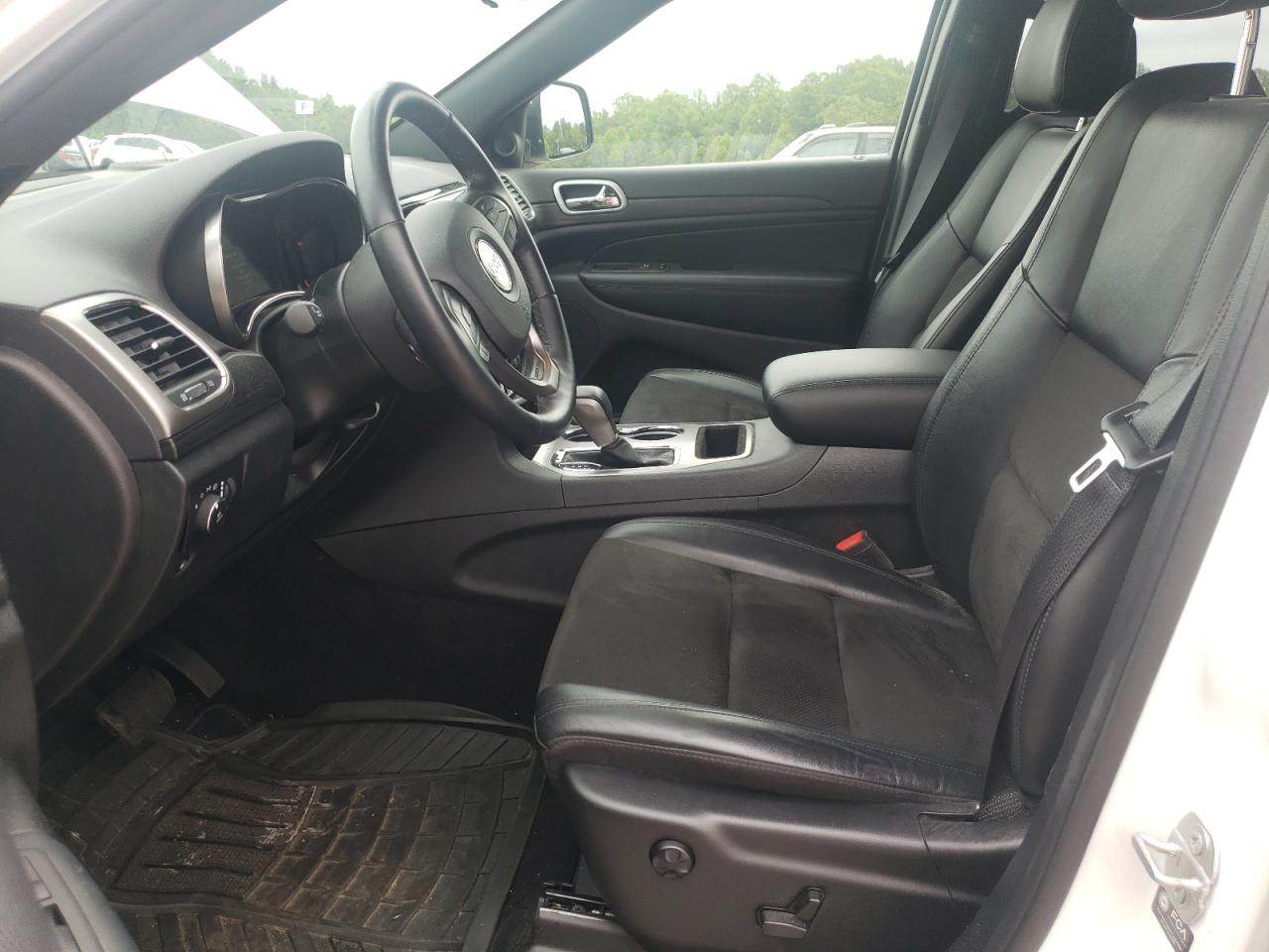 JEEP GRAND CHEROKEE LAREDO