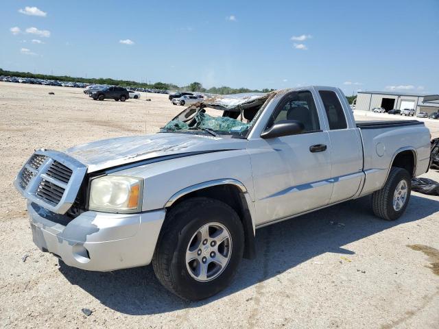 DODGE DAKOTA SLT