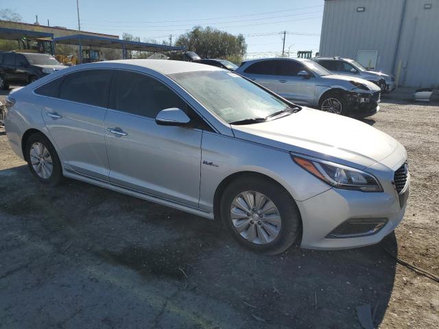 2017 HYUNDAI SONATA HYB KMHE24L17HA056126