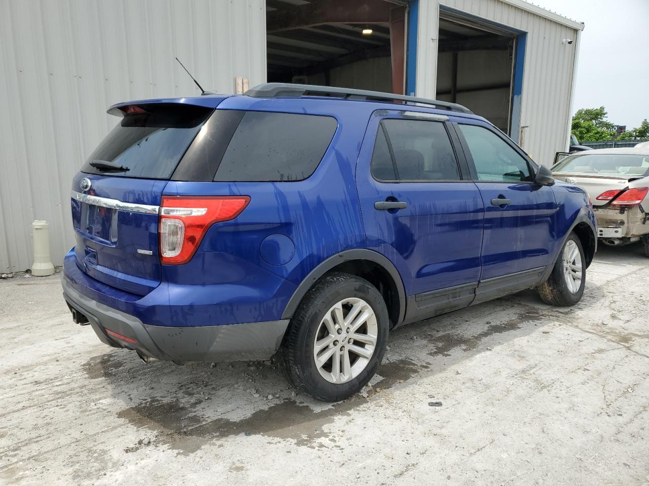 FORD EXPLORER