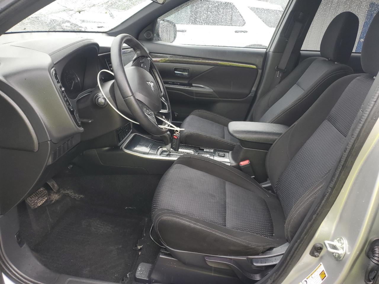 Mitsubishi Outlander 2018