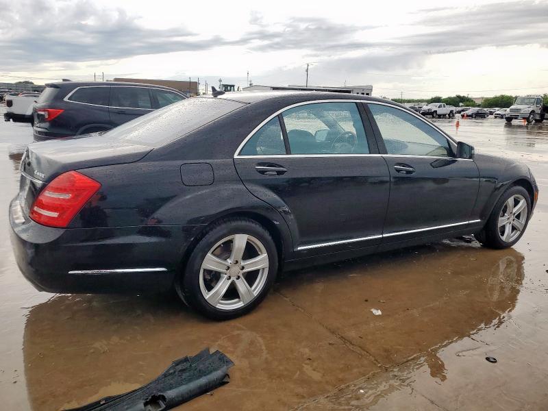 Vin: wddng8gb3aa337108, lot: 54256915, mercedes-benz s-class 550 4matic 20103