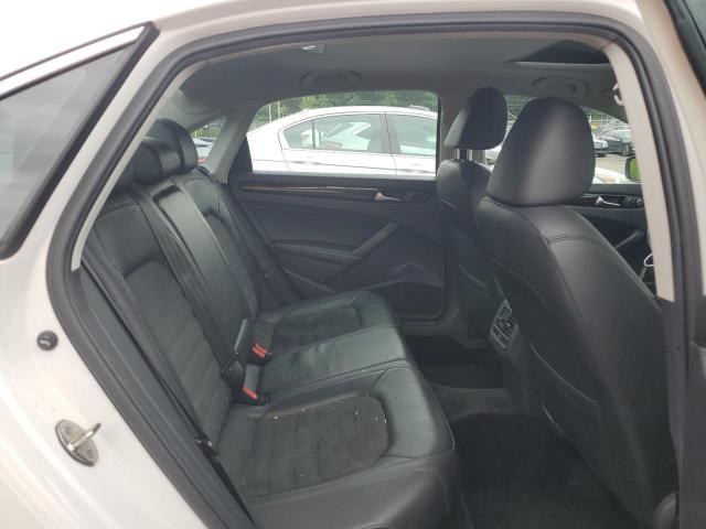 2015 VOLKSWAGEN PASSAT SEL 1VWCS7A30FC046716