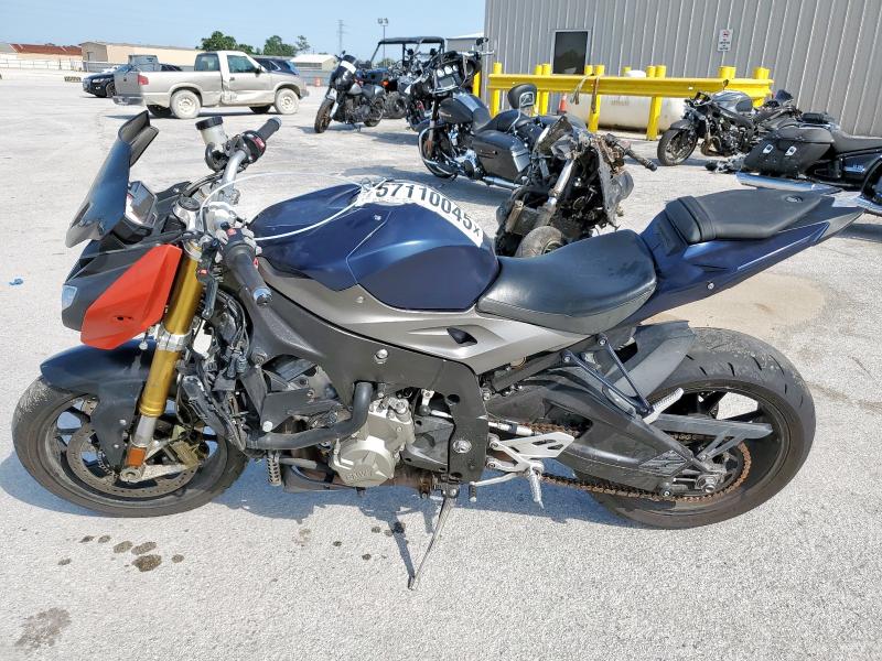 2015 BMW S 1000 R - WB10D1208FZ199310