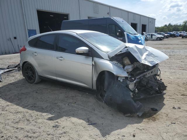Vin: 1fadp3k24gl201380, lot: 56254805, ford focus se 20164