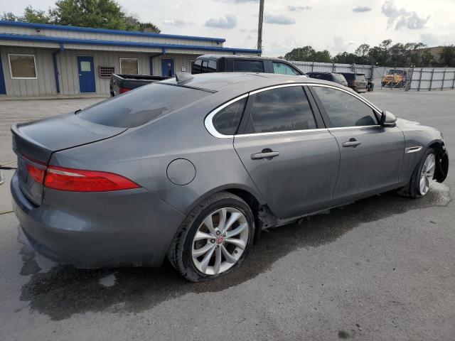 JAGUAR XF PREMIUM 2017 gray sedan 4d diesel SAJBD4BNXHCY42630 photo #4