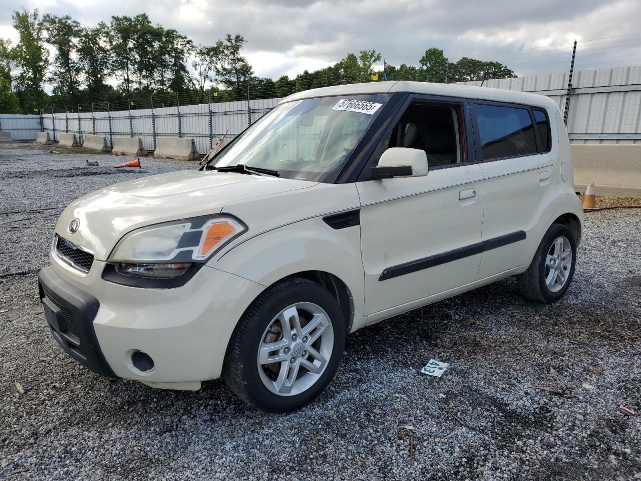 KIA SOUL +